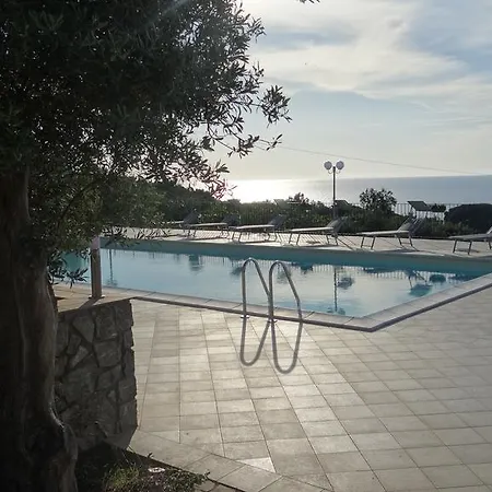 Farm stay La Valle Degli Ulivi